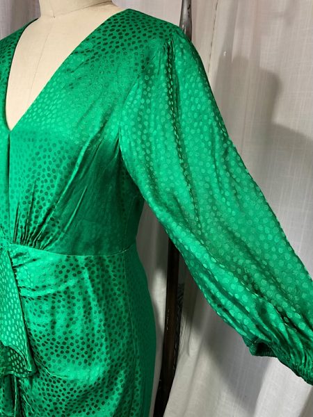 la boudoir miami vintage inspired 70s green dot wiggle dress (2)