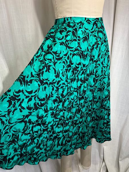 la boudoir miami vintage 80s green and black swirl print damask silk skirt (2)