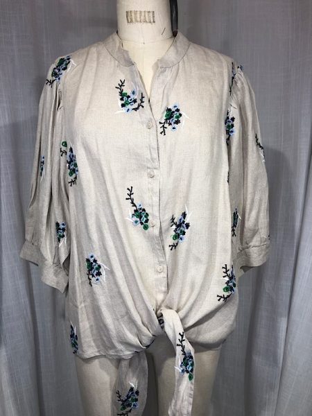 la boudoir miami vintage inspired beige linen charter club blue floral embroidered blouse (2)