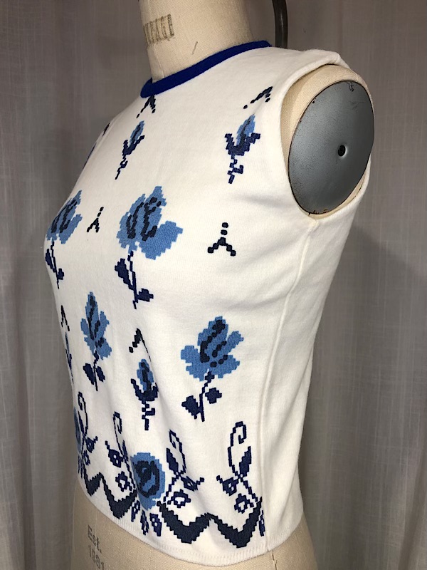 la boudoir miami vintage 60s blue and white floral print knit blouse (4)
