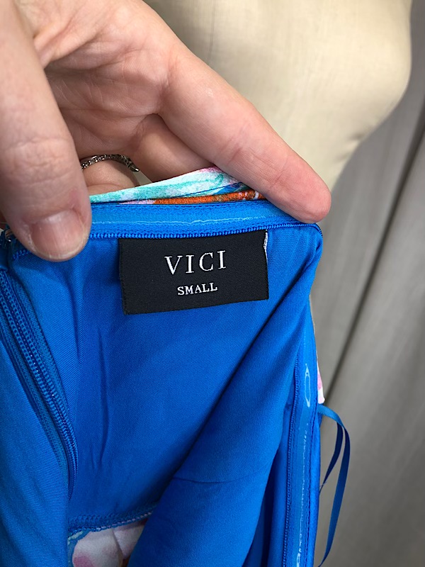 la boudoir miami vintage inspired 70s blue floral print wrap short romper (2)