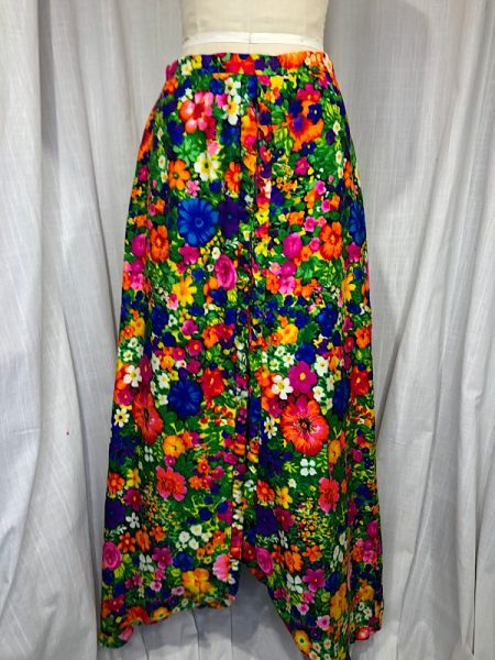 la boudoir miami 70s bright flower print long skirt with zipper on front (2)