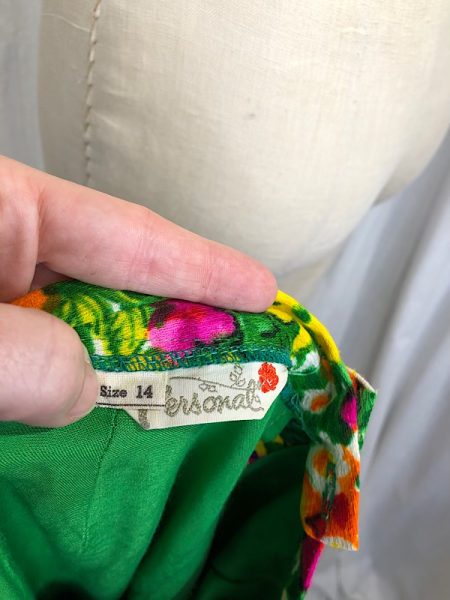 la boudoir miami 70s bright flower print long skirt with zipper on front (2)