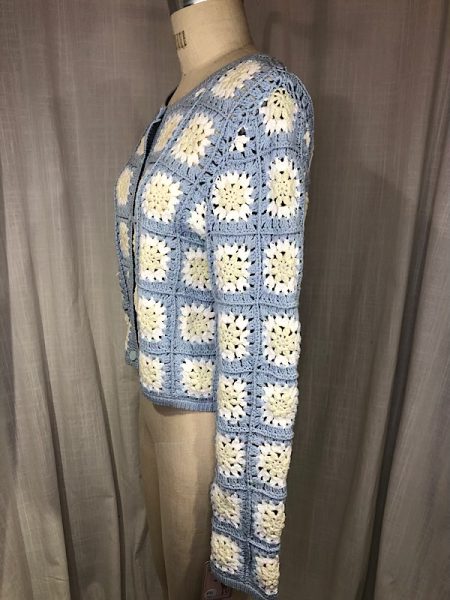 la boudoir miami vintage y2k blue and white crochet jacket (2)