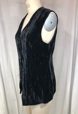 la boudoir miami vintage 90s crushed black velvet vest with gold ornate buttons (5)