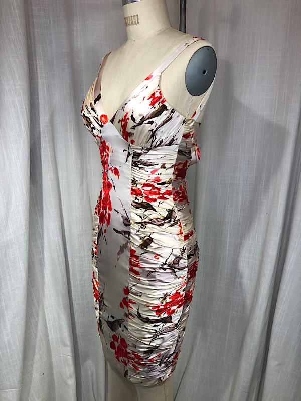 la boudoir miami vintage y2k off white and red floral print pleated wiggle dress adriana papel (2)