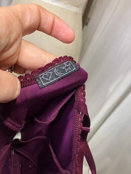 la boudoir miami vintage y2k stretch purple bustier with scattered pearls (2)