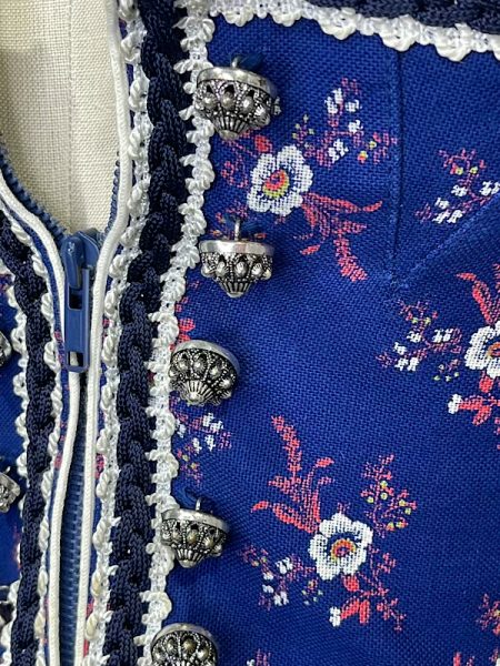 la boudoir miami vintage 70s blue floral print dirndl (1)