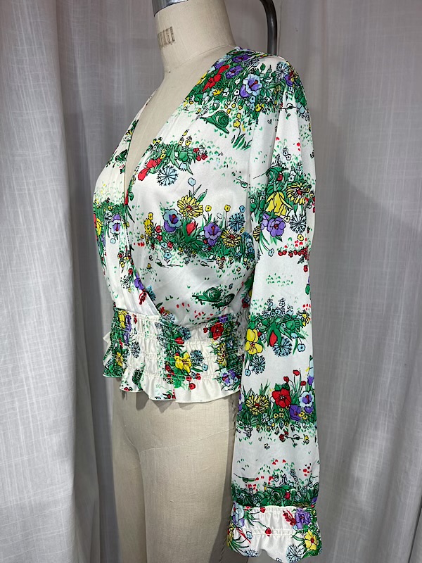 la boudoir miami vintage 70s white floral print ans snail v-neck crop top blouse (1)