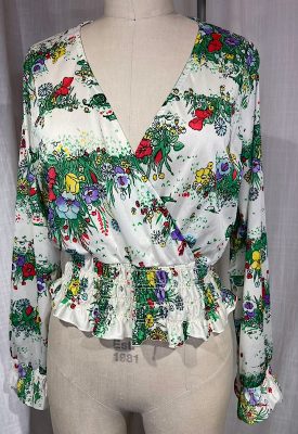 la boudoir miami vintage 70s white floral print ans snail v-neck crop top blouse (1)