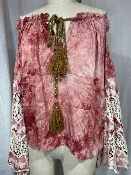 la boudoir miami vintage y2k dusty rose pink tie dye off shoulder lace blouse (3)