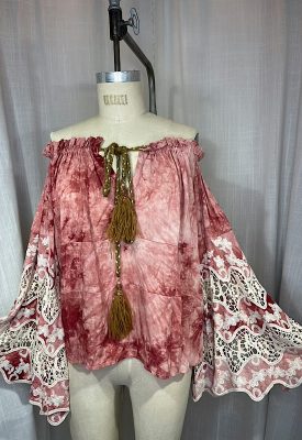 la boudoir miami vintage y2k dusty rose pink tie dye off shoulder lace blouse (3)