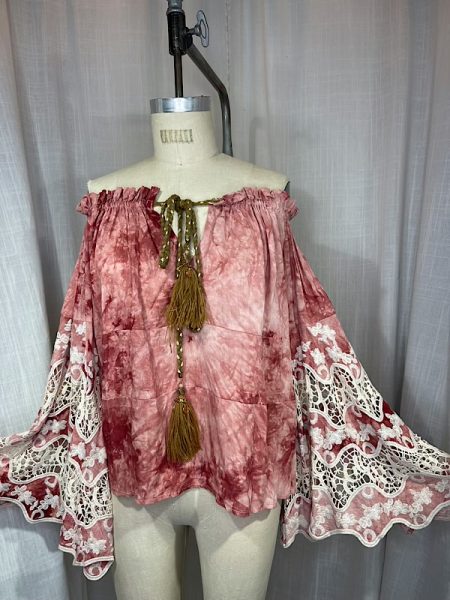 la boudoir miami vintage y2k dusty rose pink tie dye off shoulder lace blouse (3)