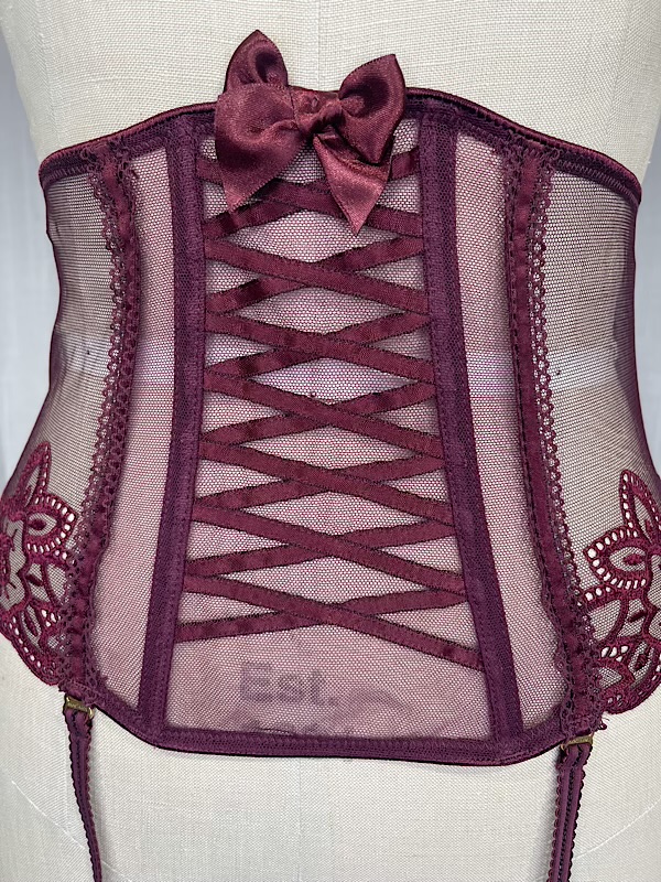 la boudoir miami vintage y2k very sexy victorias secret burgundy net and lace garter belt (1)