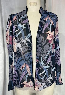 la boudoir miami vintage 70s purple and black hibiscus print blouse (3)