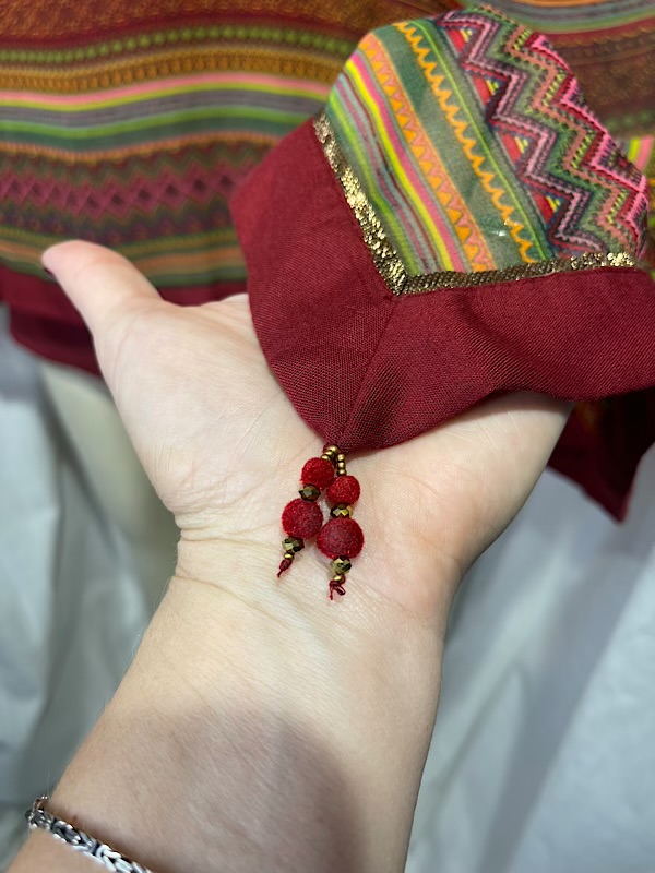 la boudoir miami vintage y2k burgundy and orange hankerchief blouse (1)