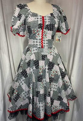 la boudoir miami vintage 70s quilt print square dance dress (1)