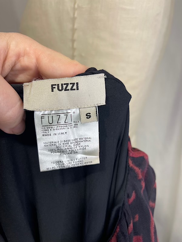 la boudoir miami vintage 90s red and black swirl print stretch dress (2)