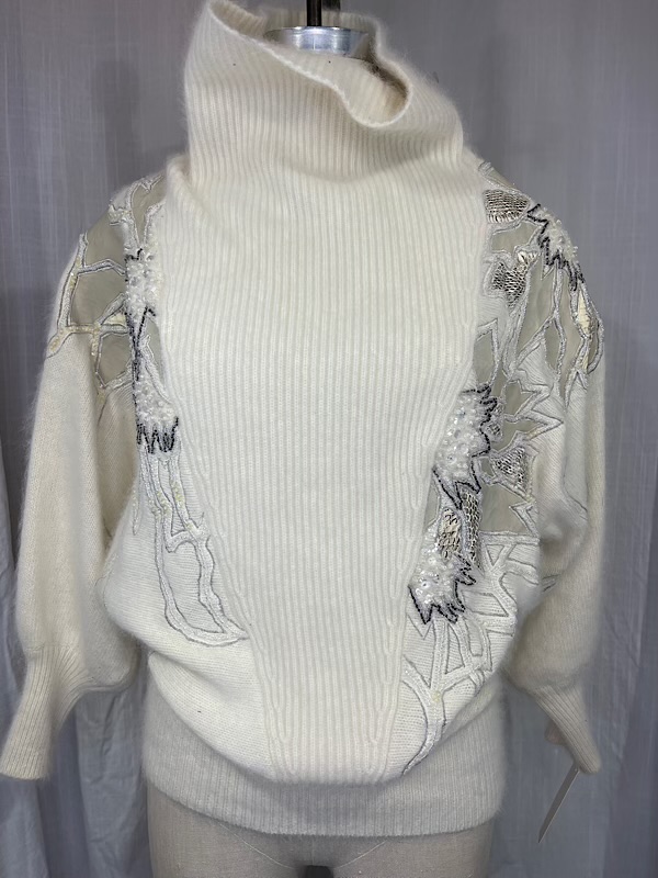 la boudoir miami vintage 80s cream angora oversize embroidered sweater (3)