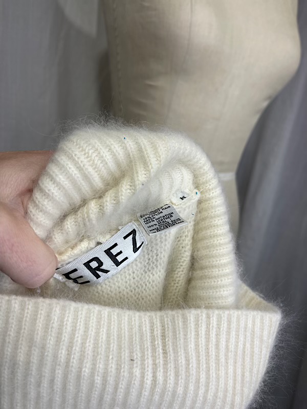 la boudoir miami vintage 80s cream angora oversize embroidered sweater (3)