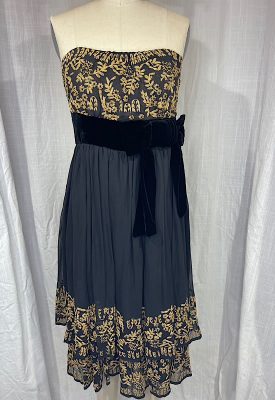 la boudoir miami vintage inspired black and gold embroidered strapless evening dress with velvet bow (2)