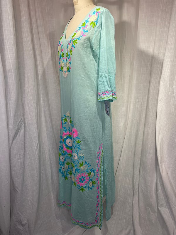 la boudoir miami vintage 90s turquoise flower embroidered kaftan (3)