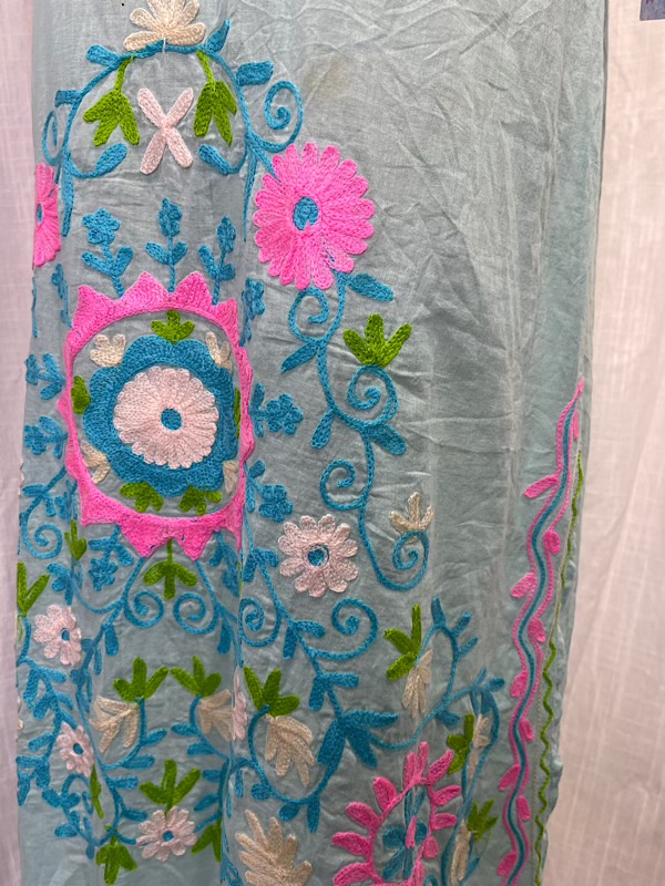la boudoir miami vintage 90s turquoise flower embroidered kaftan (3)