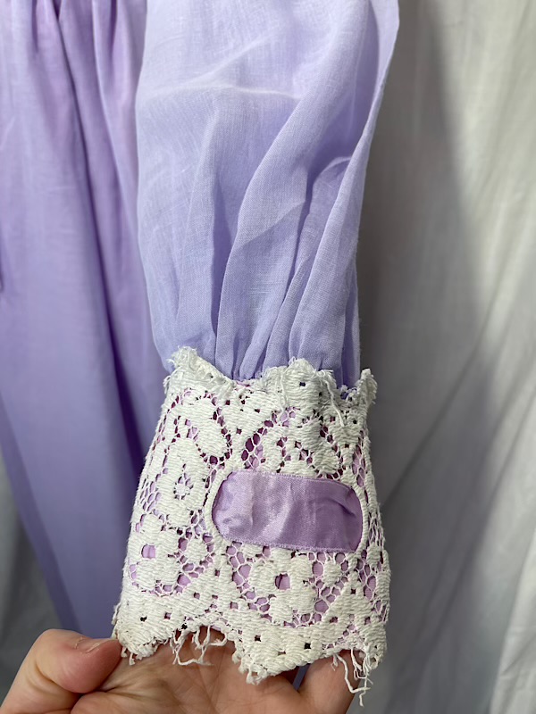 la boudoir miami vintage 70s purple and white lace peasant dress (2)