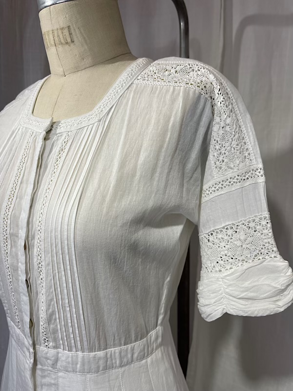 la boudoir miami vintage inspired 1900s loveshackfancy white eyelet lace peasant dress edie (2)