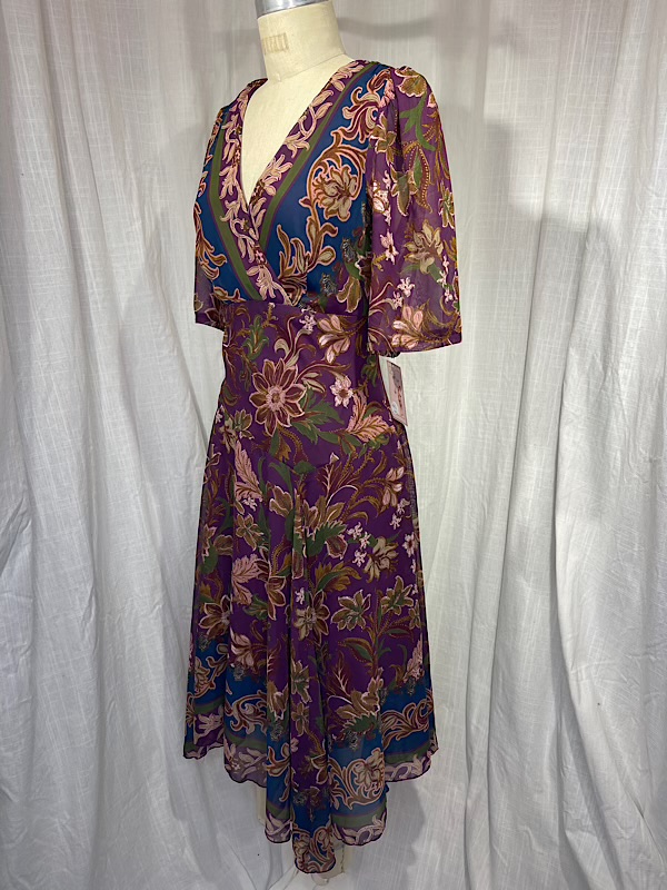la boudoir miami vintage y2k purple flower print hankerchief hem dress (2)