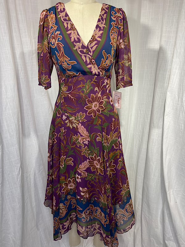 la boudoir miami vintage y2k purple flower print hankerchief hem dress (2)