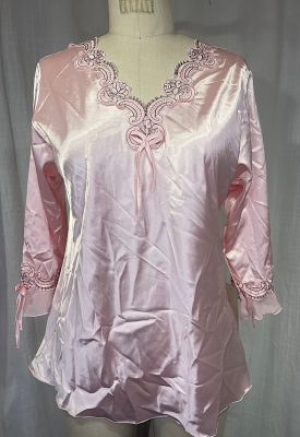 la boudoir miami vintage y2k pink satin blouse with lace trim (2)