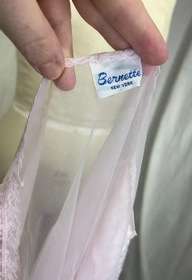 la boudoir miami vintage 60s baby pink sheer lace robe with bell sleeves (2)