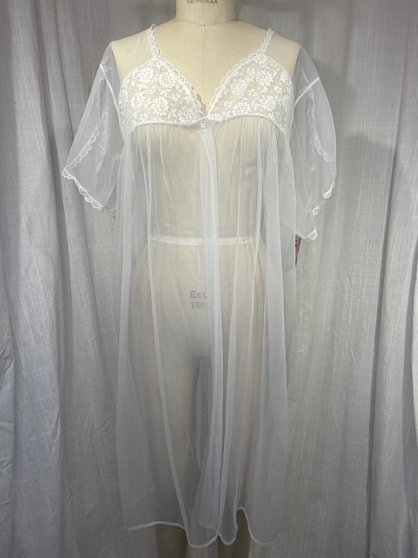 la boudoir miami vintage 60s white sheer lace short robe (2)