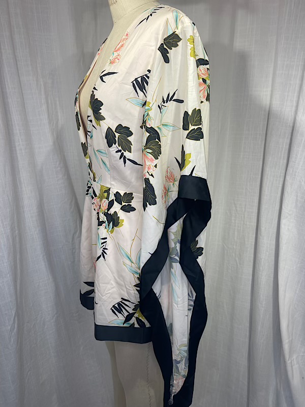 la boudoir miami vintage inspired beige floral print short romper with kimono sleeves (2)