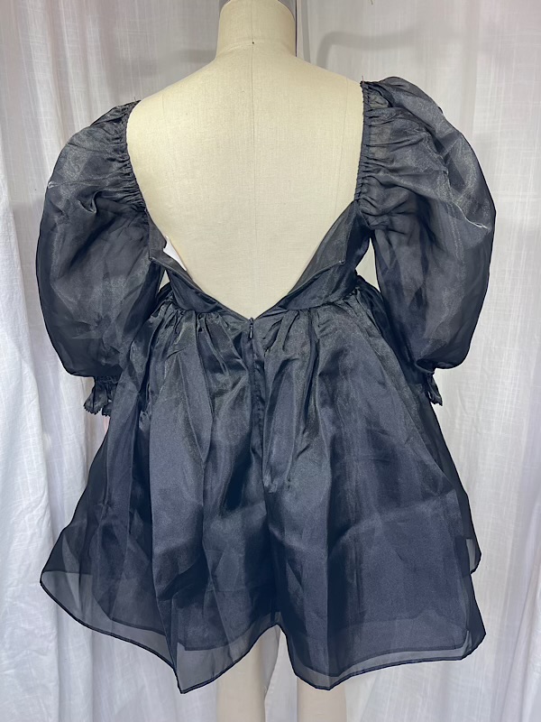 la boudoir miami vintage inspired selkie black short puff dress with puff sleeves (2)