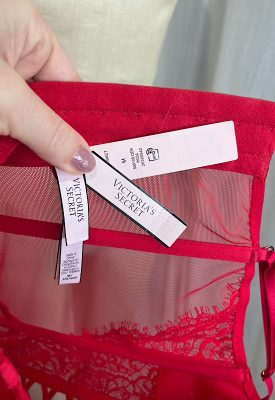 la boudoir miami vintage inspired victorias secret red lace bustier with garters (2)