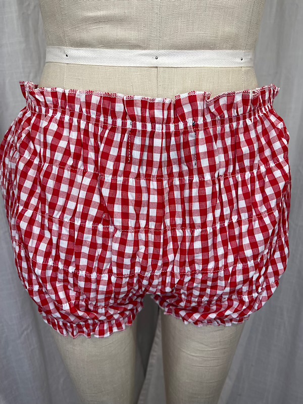 la boudoir miami vintage inspired 50s red and white gingham smocked bloomer shorts (2)