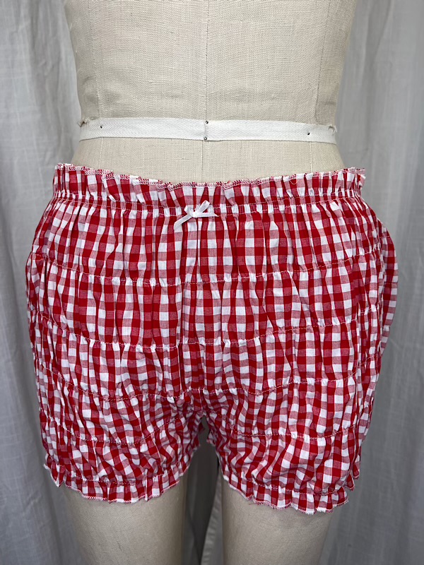 la boudoir miami vintage inspired 50s red and white gingham smocked bloomer shorts (2)