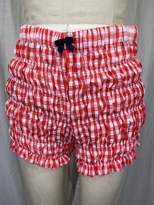 la boudoir miami vintage inspired 50s red and white gingham smocked bloomer shorts (2)