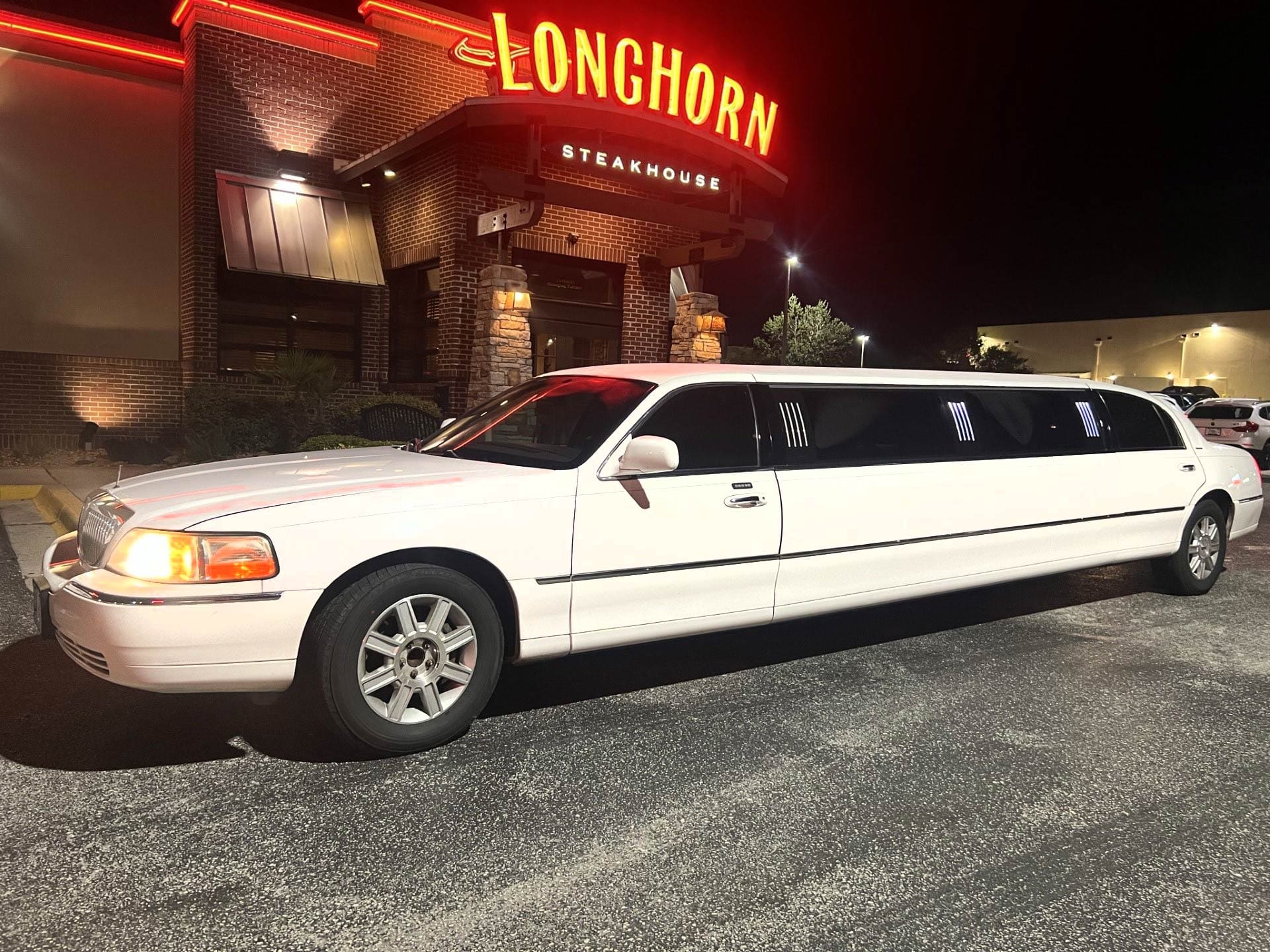 Limousine Services by Citrus Limo Tours